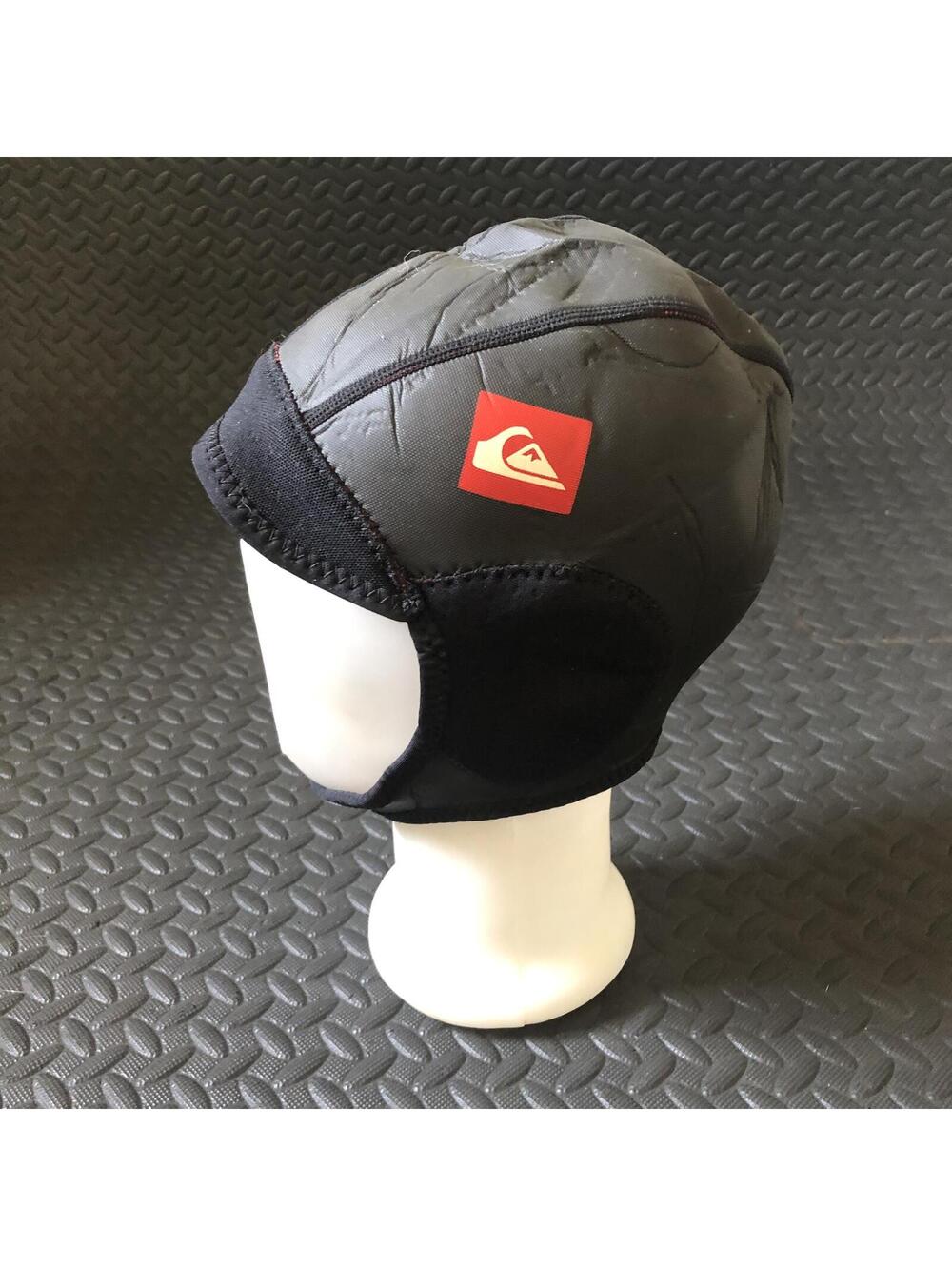 Quiksilver Neoprene Surf Cap Black with Red Logo XXL